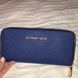 michael kors wallet